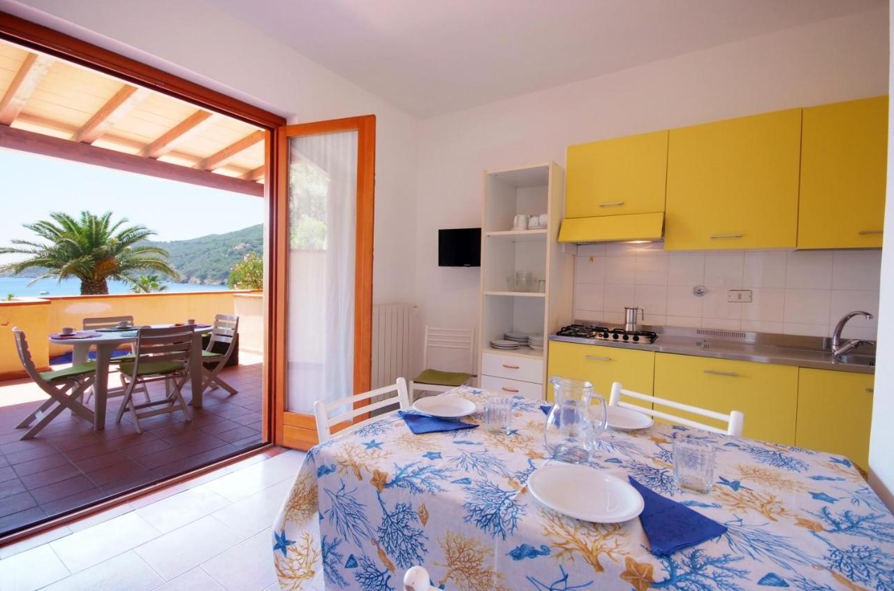 Casa Del Golfo Aparthotel Lacona Exteriör bild