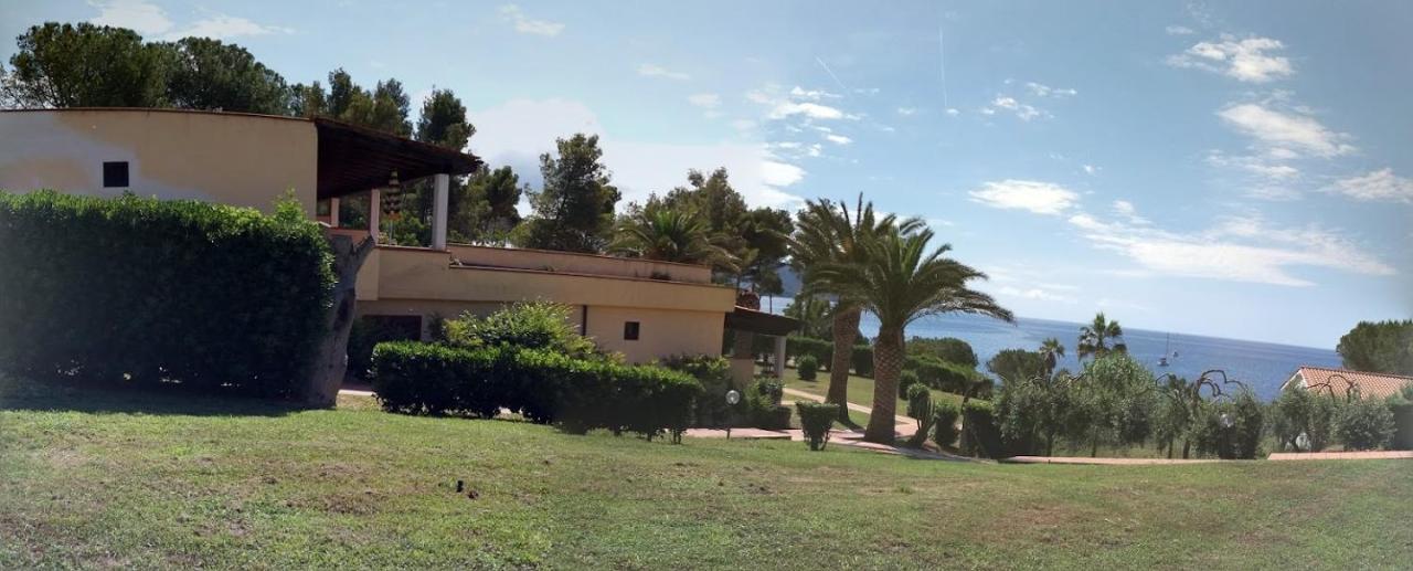 Casa Del Golfo Aparthotel Lacona Exteriör bild