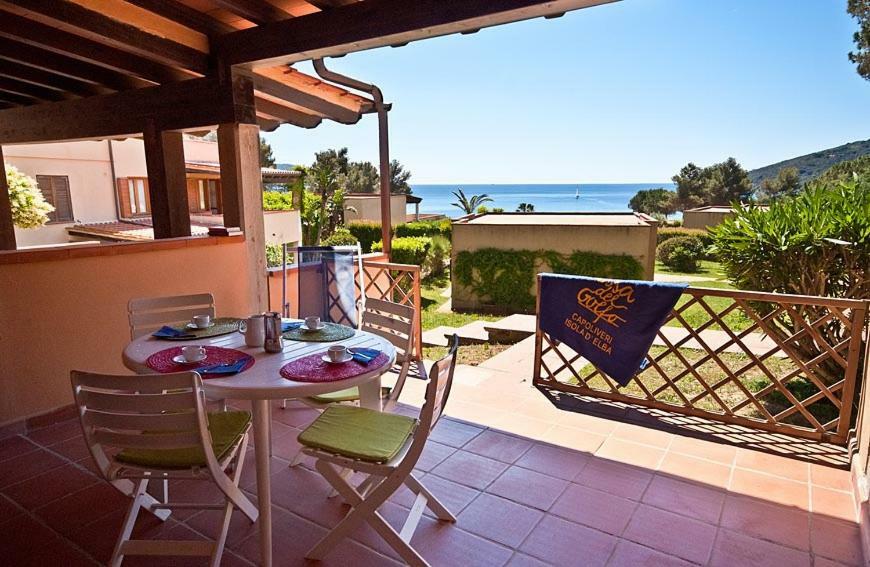 Casa Del Golfo Aparthotel Lacona Exteriör bild
