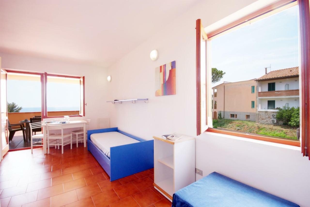 Casa Del Golfo Aparthotel Lacona Exteriör bild